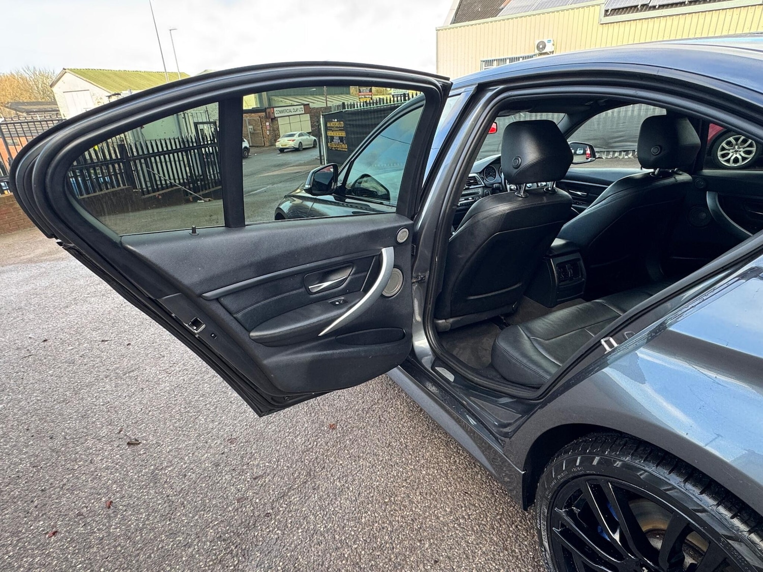 Used BMW 3 Series 2014 for sale - 76667353: Photo 60