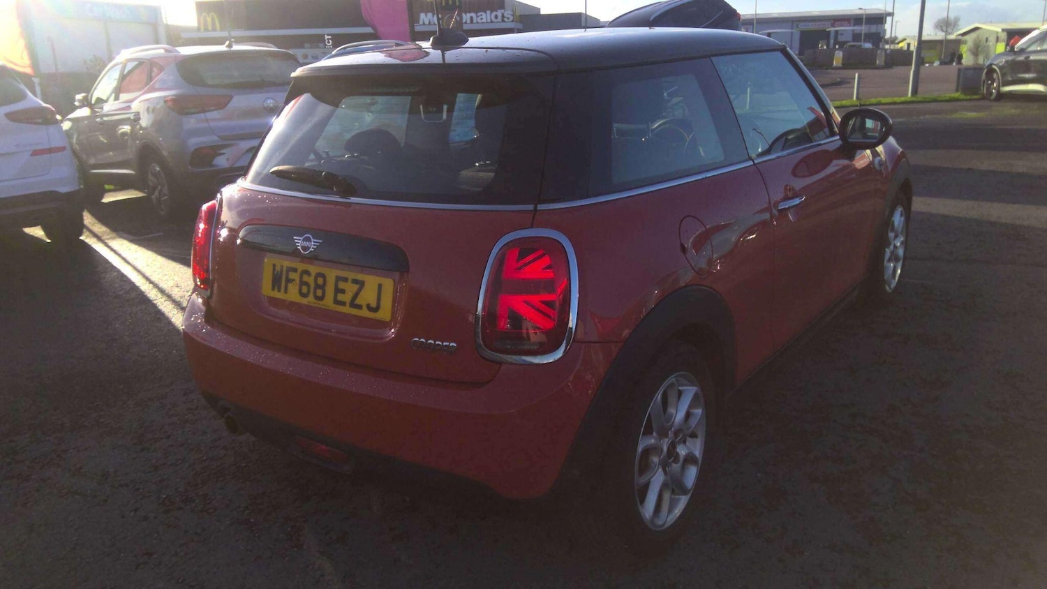 Used MINI Hatch 2018 for sale - 77155843: Photo 6