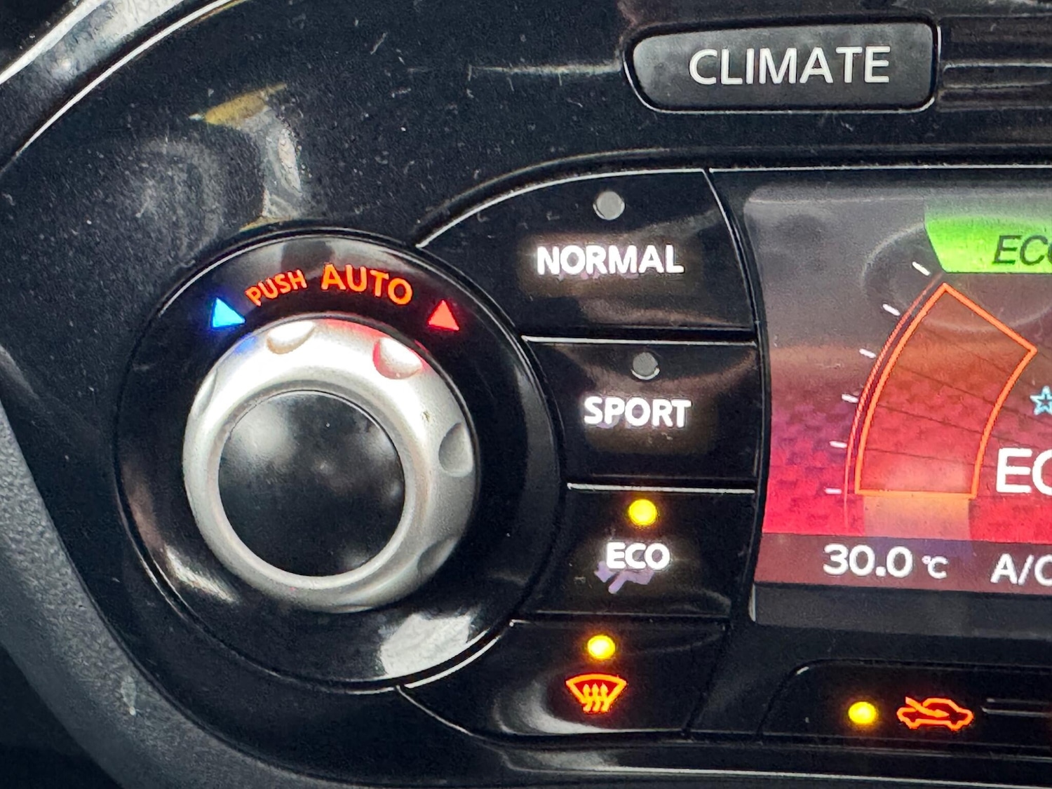 Used Nissan Juke 2013 for sale - 77559211: Photo 45