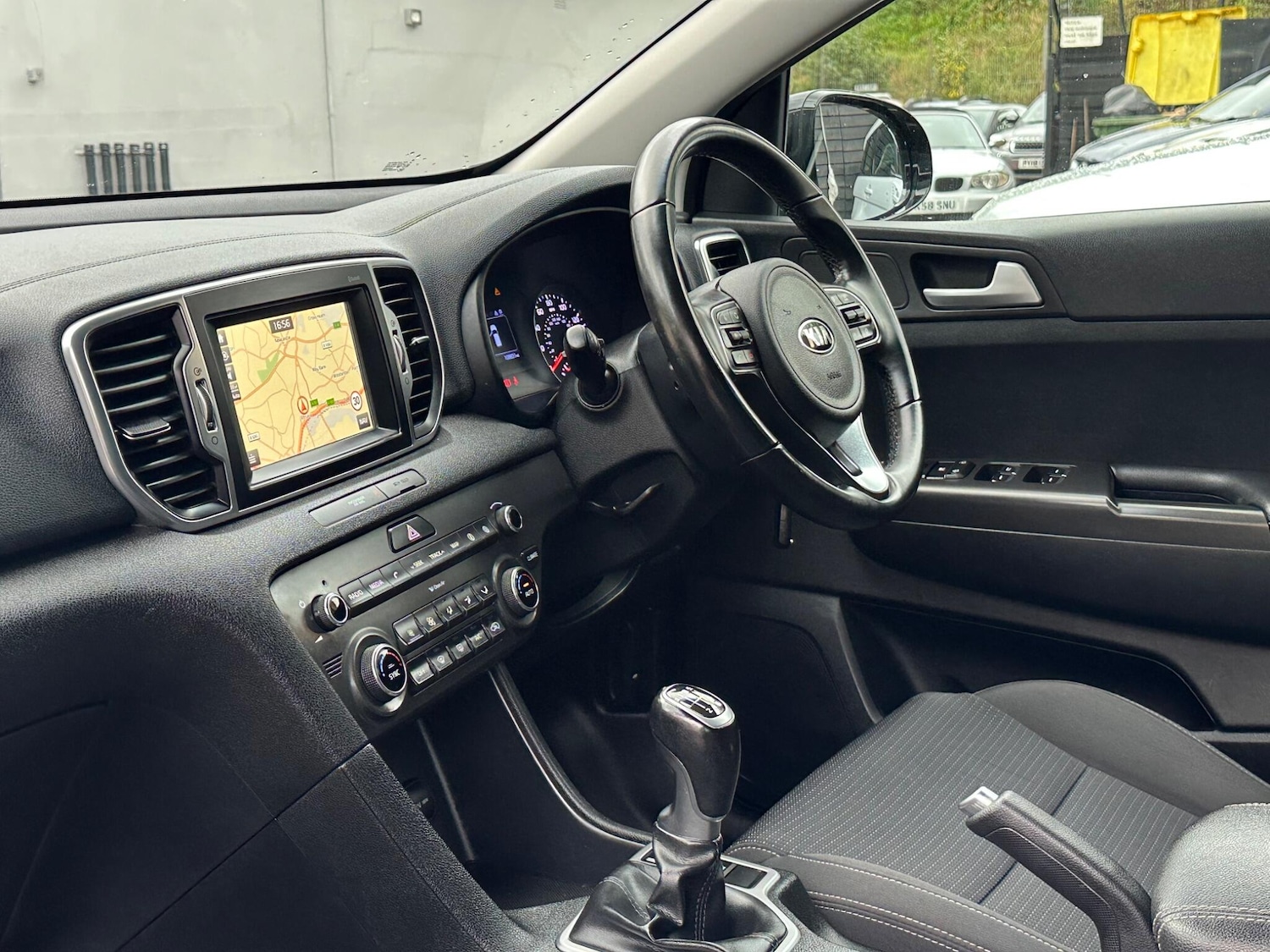 Used Kia Sportage 2017 for sale - 76348918: Photo 28