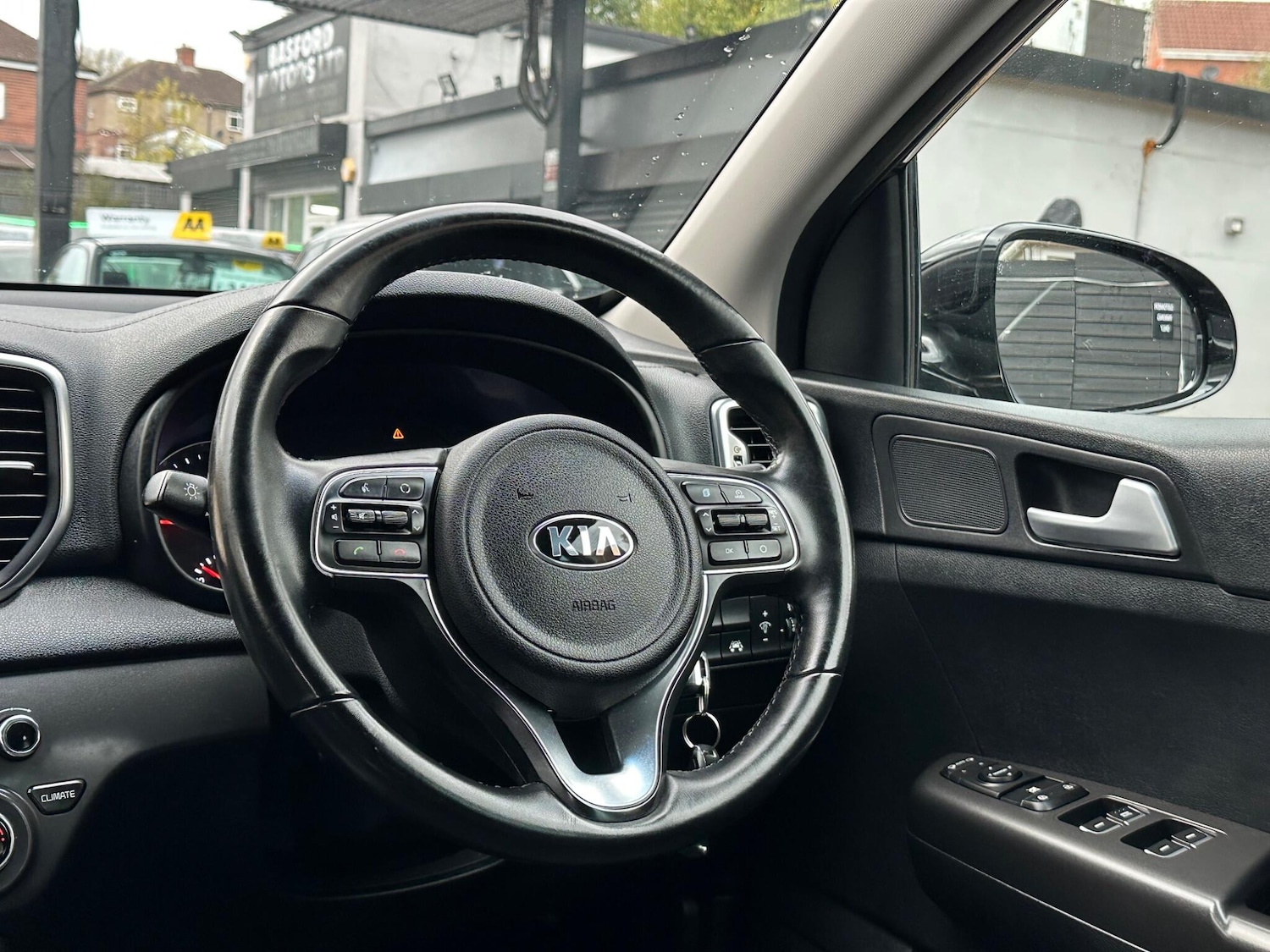 Used Kia Sportage 2017 for sale - 76348918: Photo 73