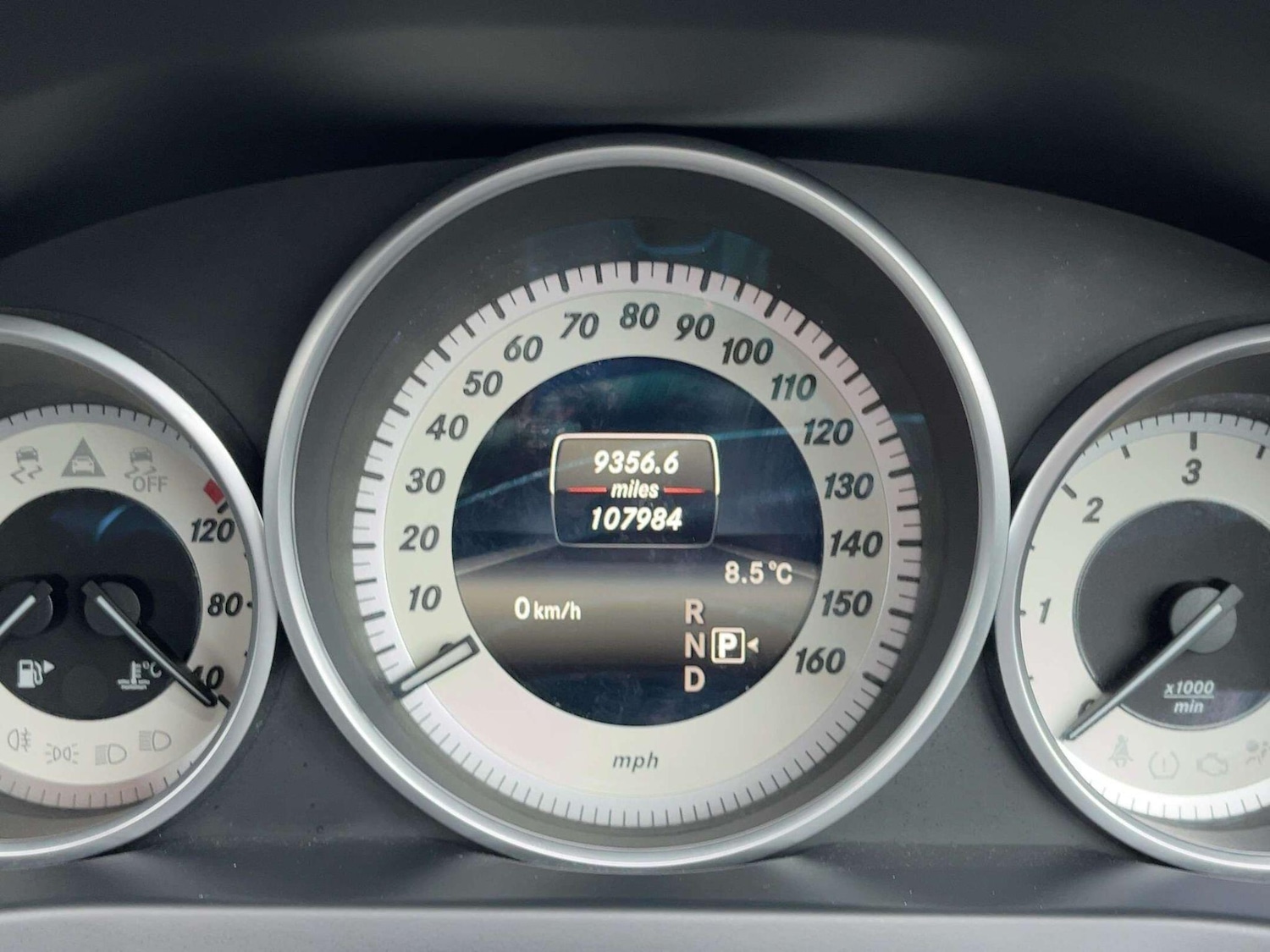 Used Mercedes-Benz E Class 2015 for sale - 77021112: Photo 10