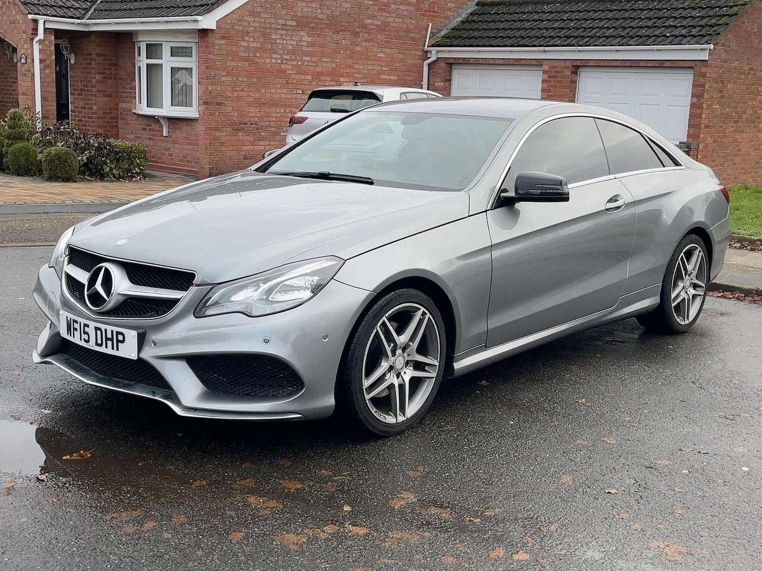 Used Mercedes-Benz E Class 2015 for sale - 77021112: Photo 2