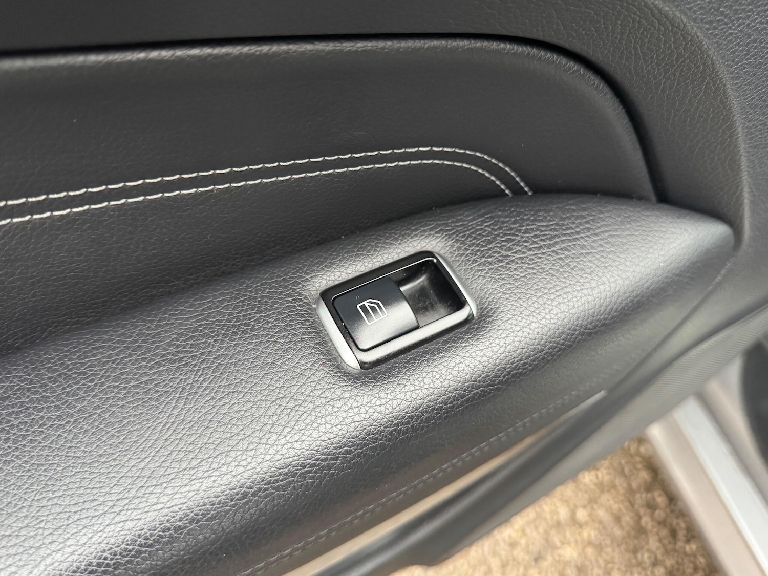 Used Mercedes-Benz E Class 2015 for sale - 77021112: Photo 25