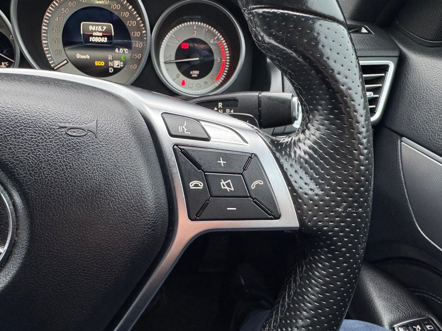 Used Mercedes-Benz E Class 2015 for sale - 77021112: Photo 41