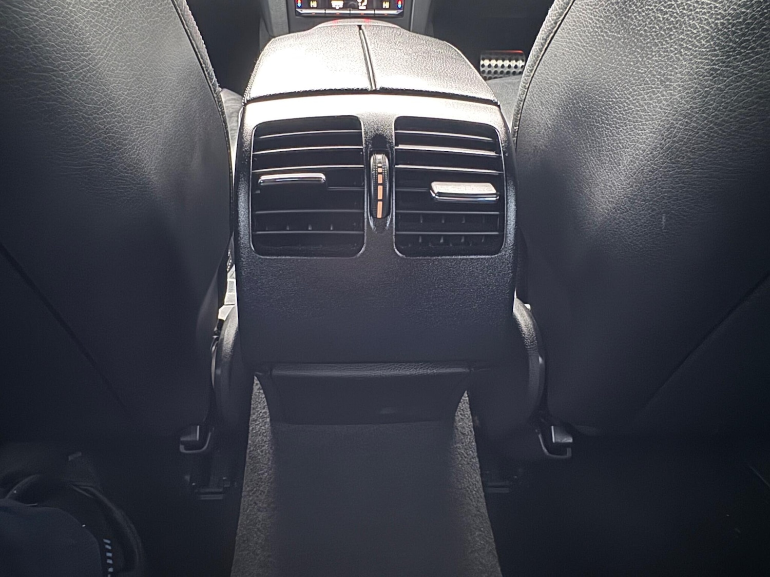 Used Mercedes-Benz E Class 2015 for sale - 77021112: Photo 49