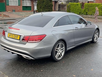 Used Mercedes-Benz E Class 2015 for sale - 77021112: Photo