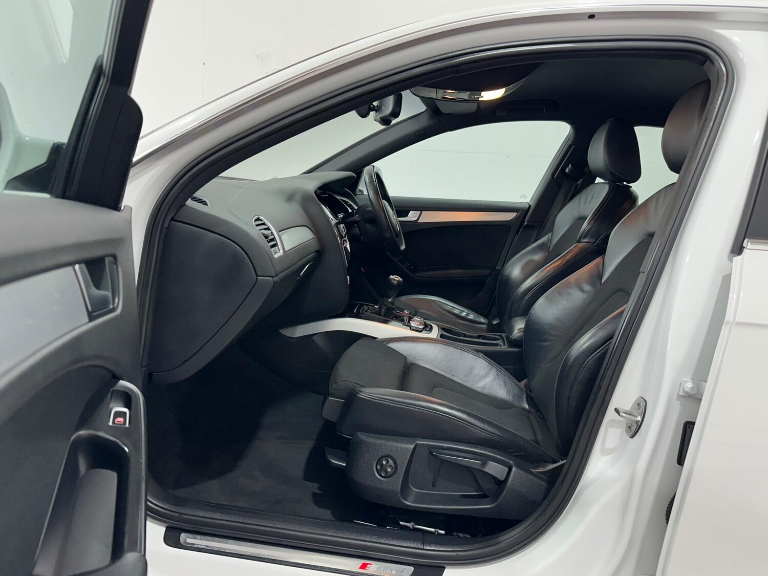 Used Audi A4 2015 for sale - 76194040: Photo 13