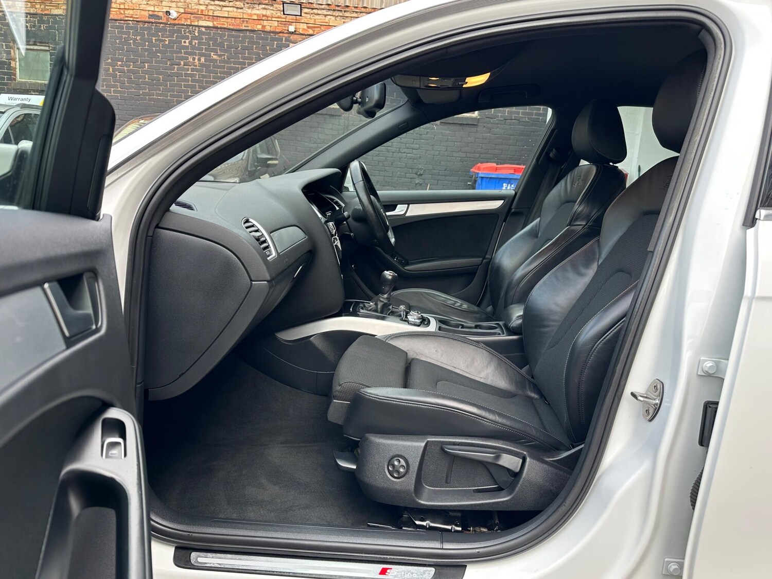 Used Audi A4 2015 for sale - 76194040: Photo 28