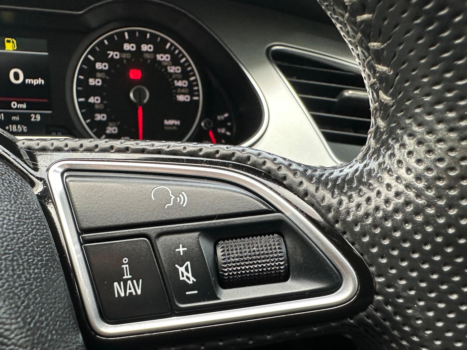 Used Audi A4 2015 for sale - 76194040: Photo 50