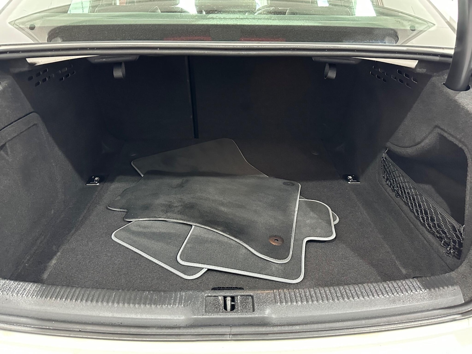 Used Audi A4 2015 for sale - 76194040: Photo 72