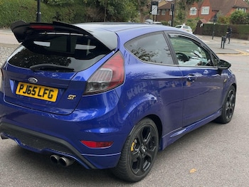 Used Ford Fiesta 2015 for sale - 76194049: Photo