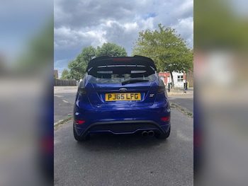 Used Ford Fiesta 2015 for sale - 76194049: Photo