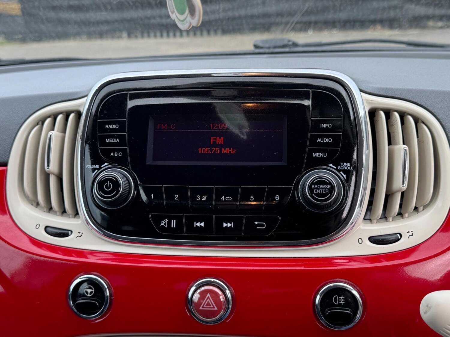 Used Fiat 500 2016 for sale - 77597829: Photo 30