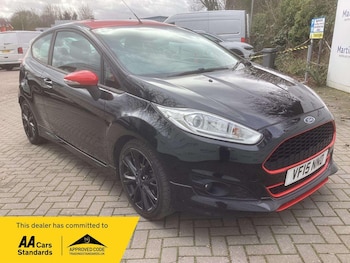 2015 (15) - 1.0 EcoBoost 140 Zetec S Black 3dr