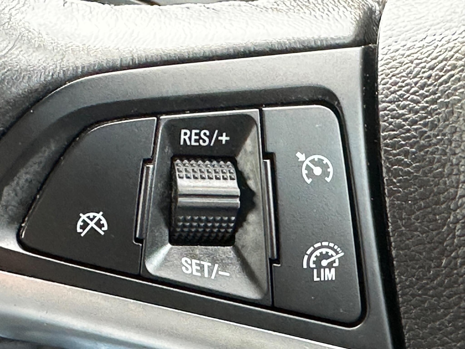 Used Vauxhall Mokka 2016 for sale - 76348911: Photo 37