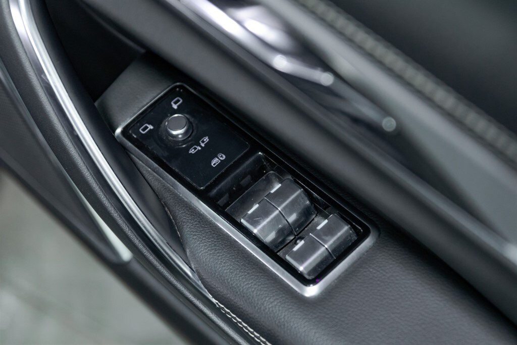 Used Jaguar XF 2021 for sale - 77532390: Photo 33