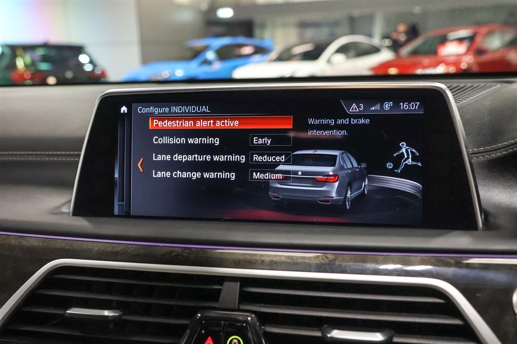 Used BMW 7 Series 2018 for sale - 76124899: Photo 30