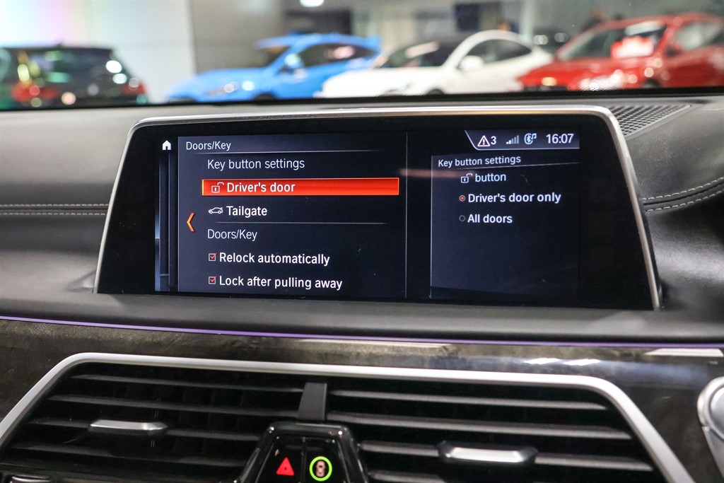 Used BMW 7 Series 2018 for sale - 76124899: Photo 31