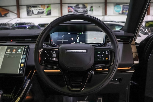 Used Land Rover Range Rover Sport 2024 for sale - 75570646: Photo 10