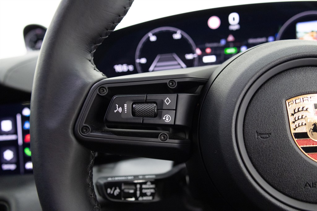 Used Porsche Taycan 2023 for sale - 77771522: Photo 35