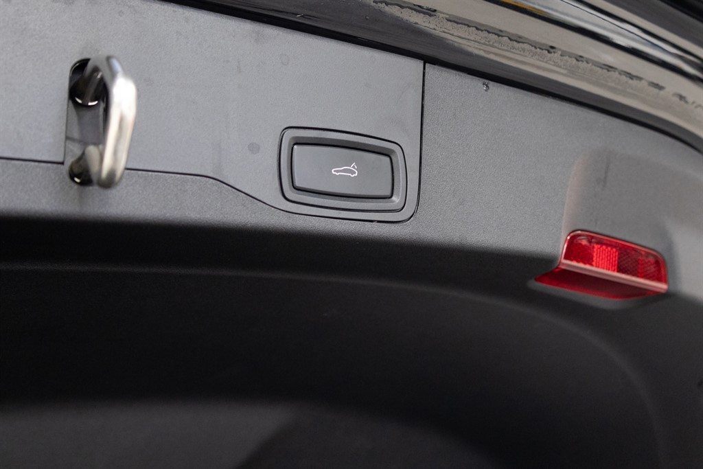 Used Porsche Taycan 2023 for sale - 77771522: Photo 9