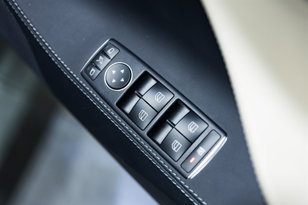 Used Tesla Model S 2020 for sale - 76355300: Photo 44