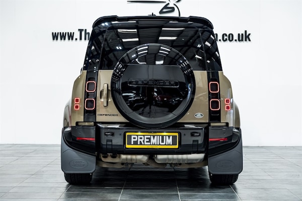 Used Land Rover Defender 2023 for sale - 75571727: Photo 10