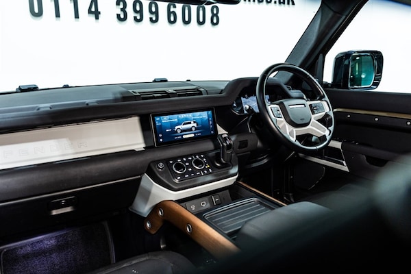 Used Land Rover Defender 2023 for sale - 75571727: Photo 26