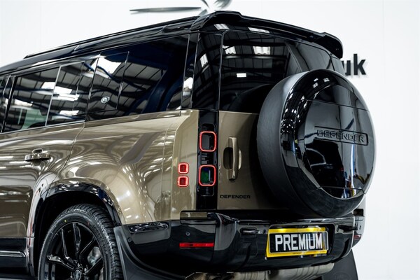 Used Land Rover Defender 2023 for sale - 75571727: Photo 8
