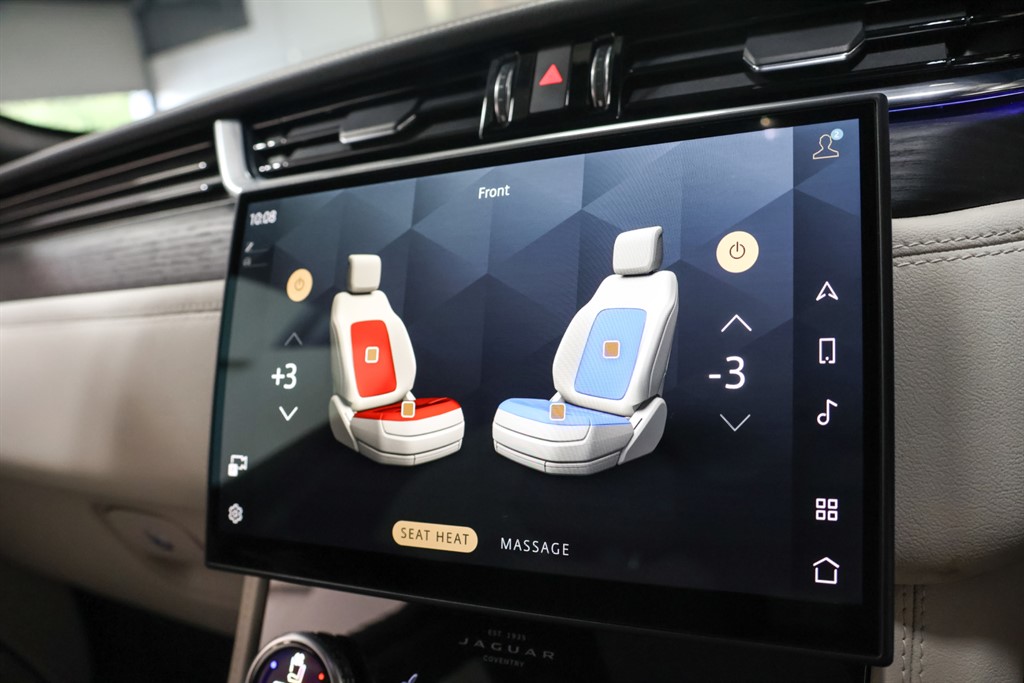 Used Jaguar F-Pace 2023 for sale - 76003805: Photo 14