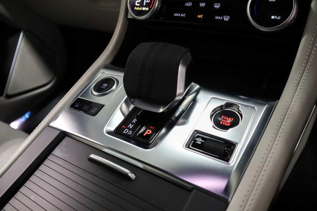 Used Jaguar F-Pace 2023 for sale - 76003805: Photo 31