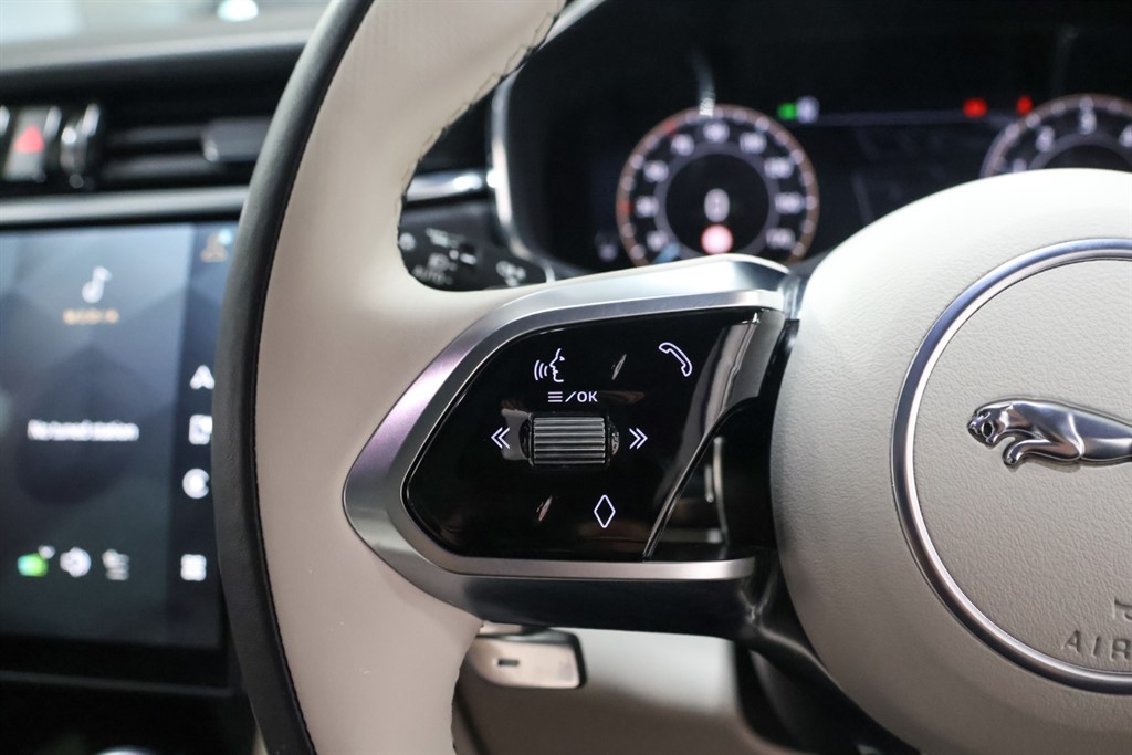 Used Jaguar F-Pace 2023 for sale - 76003805: Photo 34