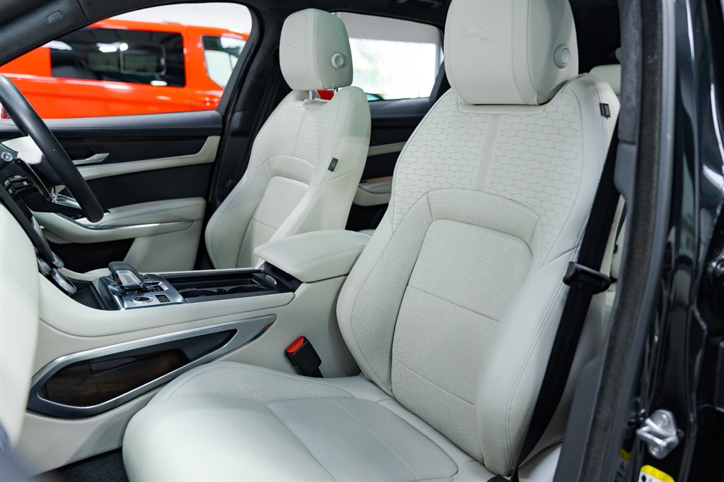 Used Jaguar F-Pace 2023 for sale - 76003805: Photo 59