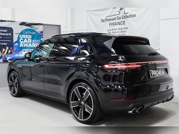 Used Porsche Cayenne 2021 for sale - 75570320: Photo