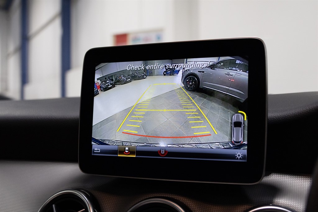 Used Mercedes-Benz GLA 2018 for sale - 77856008: Photo 21