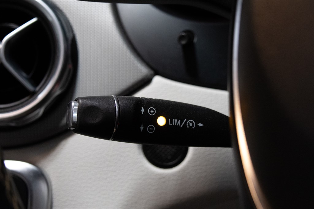 Used Mercedes-Benz GLA 2018 for sale - 77856008: Photo 28