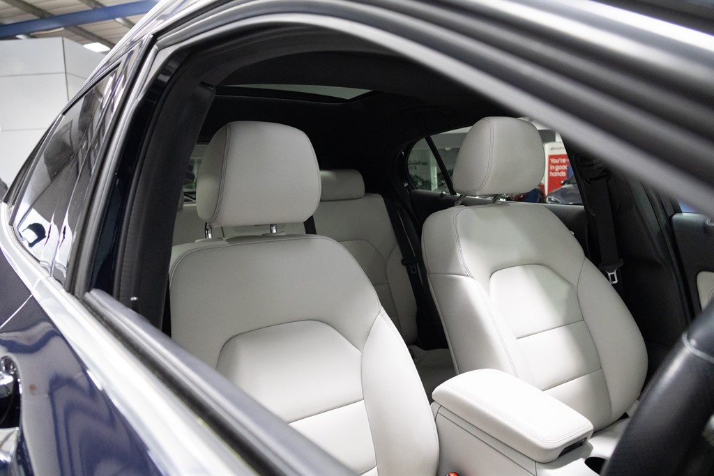 Used Mercedes-Benz GLA 2018 for sale - 77856008: Photo 35