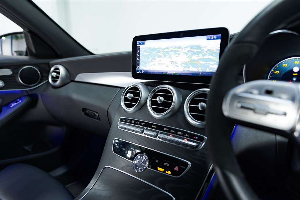 Used Mercedes-Benz C Class 2020 for sale - 76615892: Photo 35