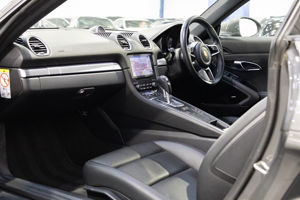 Used Porsche 718 Cayman 2019 for sale - 77971956: Photo 13