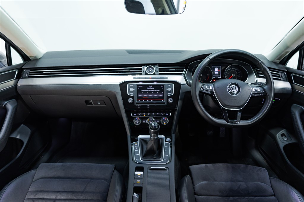 Used Volkswagen Passat 2016 for sale - 76544666: Photo 20