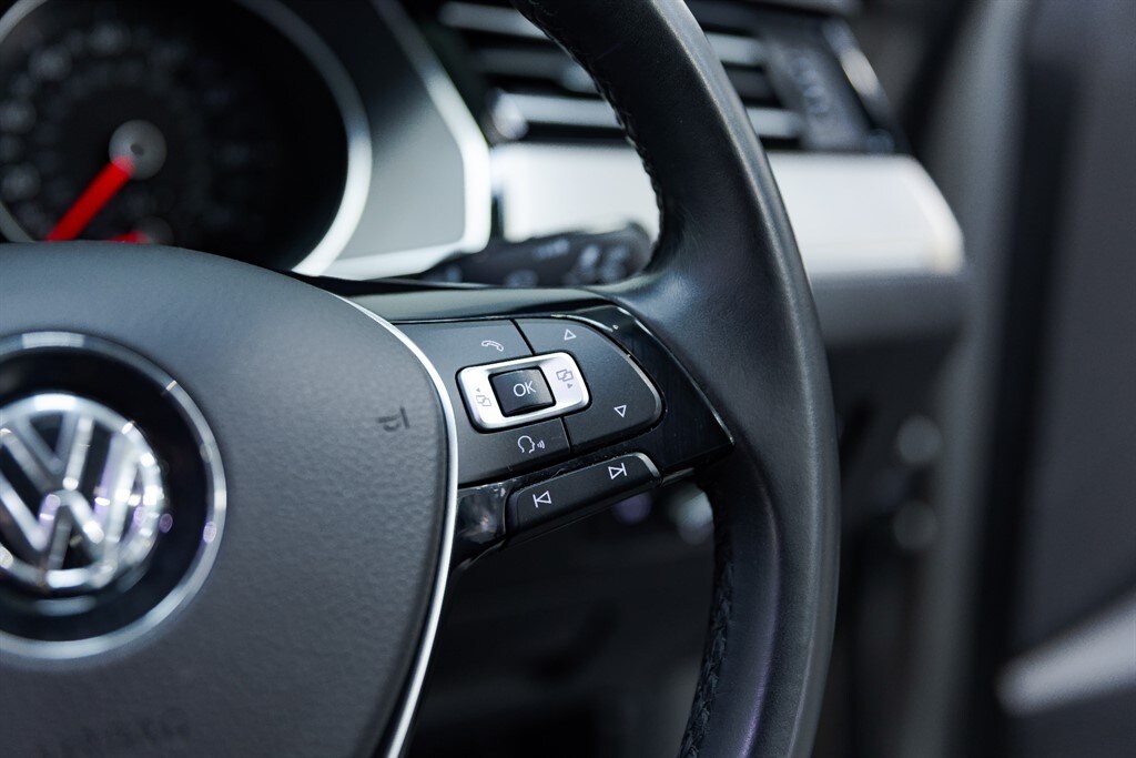 Used Volkswagen Passat 2016 for sale - 76544666: Photo 25