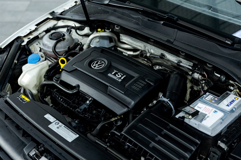 Used Volkswagen Golf 2018 for sale - 76552579: Photo 18