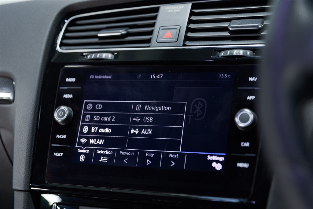 Used Volkswagen Golf 2018 for sale - 76552579: Photo 36