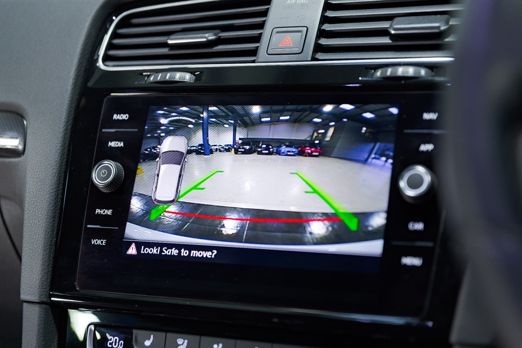 Used Volkswagen Golf 2018 for sale - 76552579: Photo 43