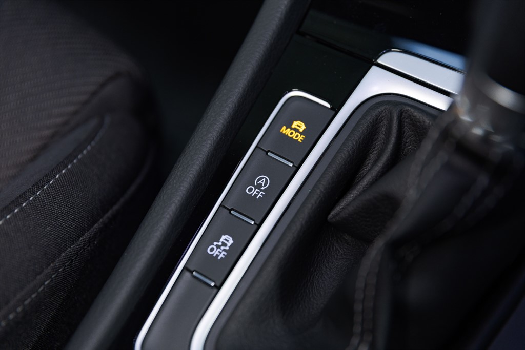 Used Volkswagen Golf 2018 for sale - 76552579: Photo 51