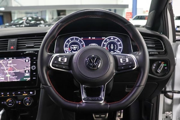 Used Volkswagen Golf 2019 for sale - 76003801: Photo 11