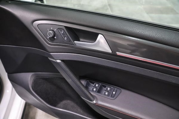 Used Volkswagen Golf 2019 for sale - 76003801: Photo 26
