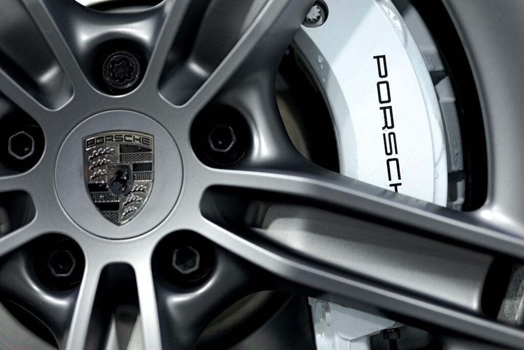 Used Porsche Taycan 2024 for sale - 77450120: Photo 12