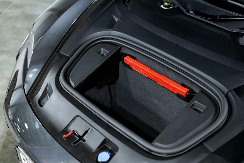 Used Porsche Taycan 2024 for sale - 77450120: Photo 23